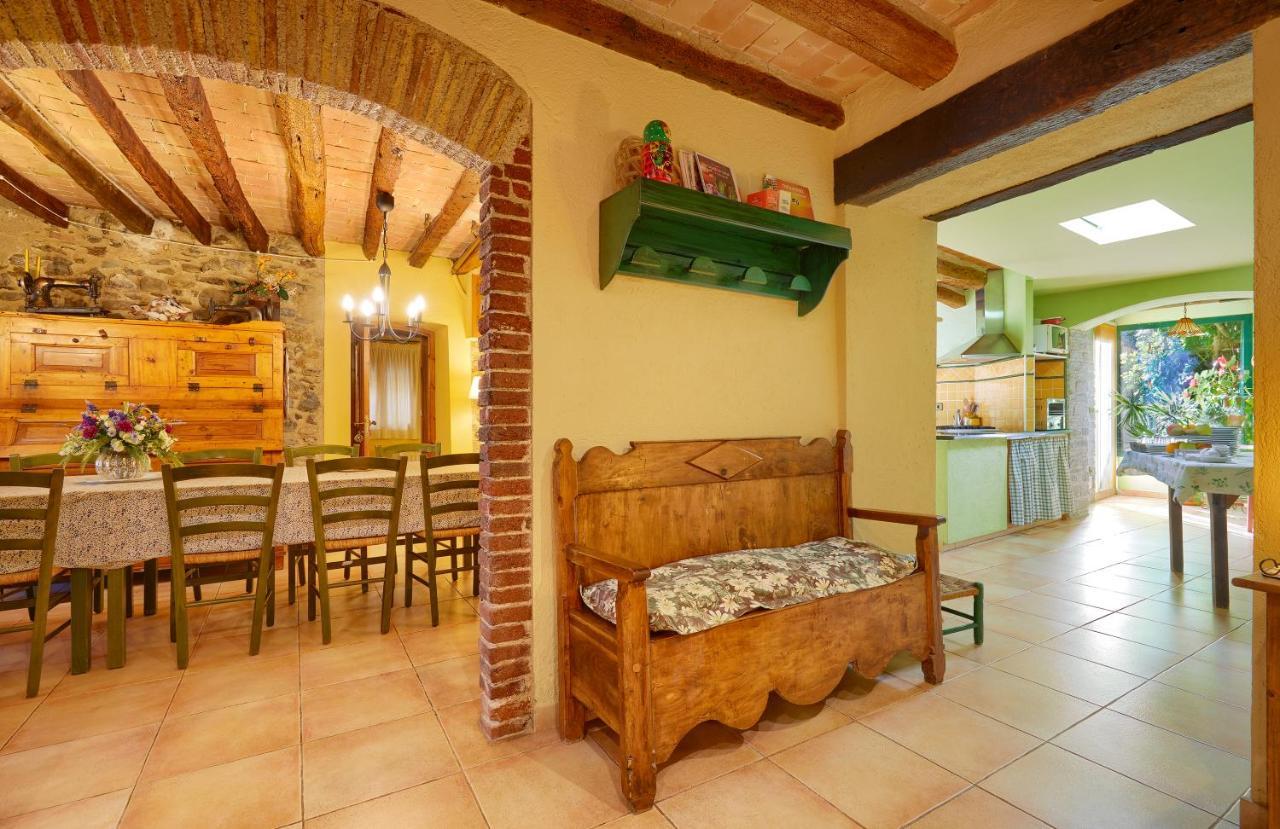 Casa Rural Can Coll Garriguella Exteriör bild