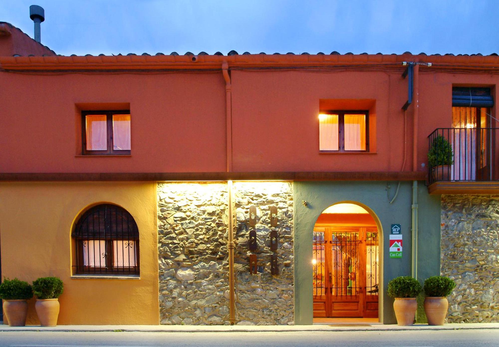 Casa Rural Can Coll Garriguella Exteriör bild